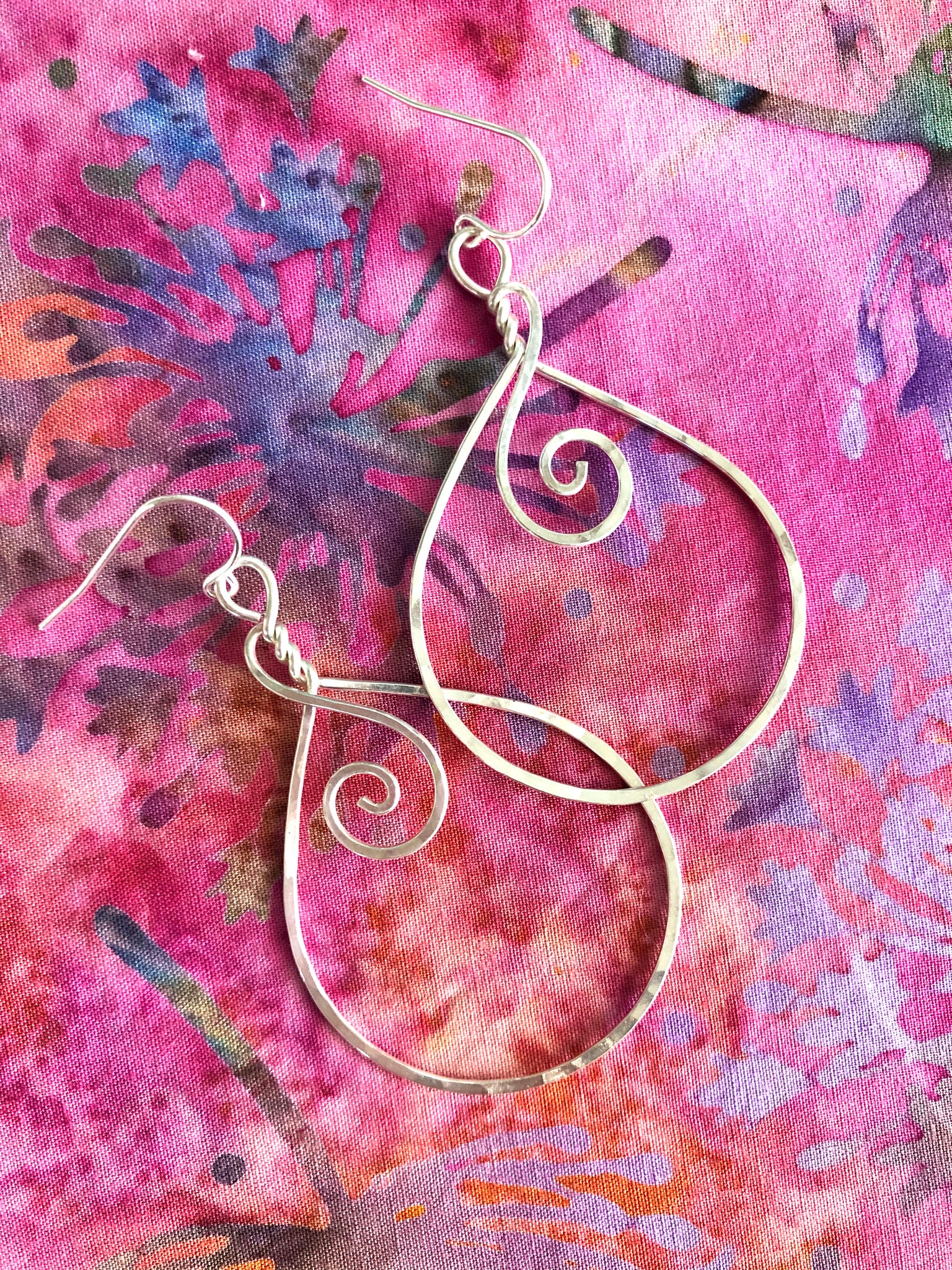 Sterling Swirl Hoops